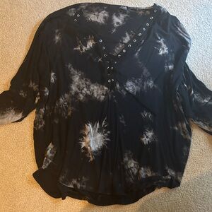 Ariella Black and White Tie-Dye Long Sleeve Top